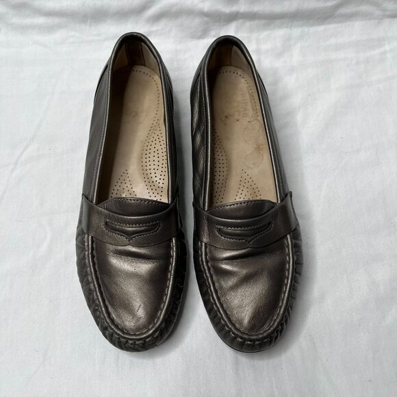 SAS Womens Metallic Pewter Silver Leather Penny Loafers Slip-On Size 8 M - Picture 4 of 11